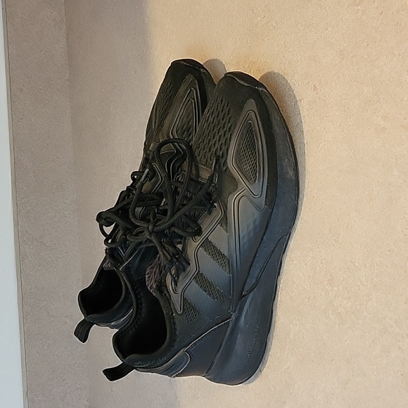 ADIDAS ZX 2K Boost x Pharrell Black Future 2020 Men's 8.5 Women's 10.5 - Picture 1 of 13